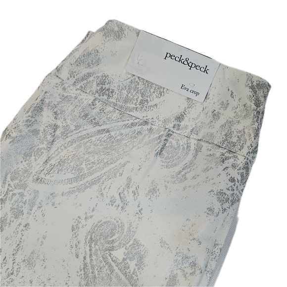 Peck & Peck Eva Crop Pants Womens 8 White Silver Accents Capris Pull-On Trousers - Picture 5 of 11